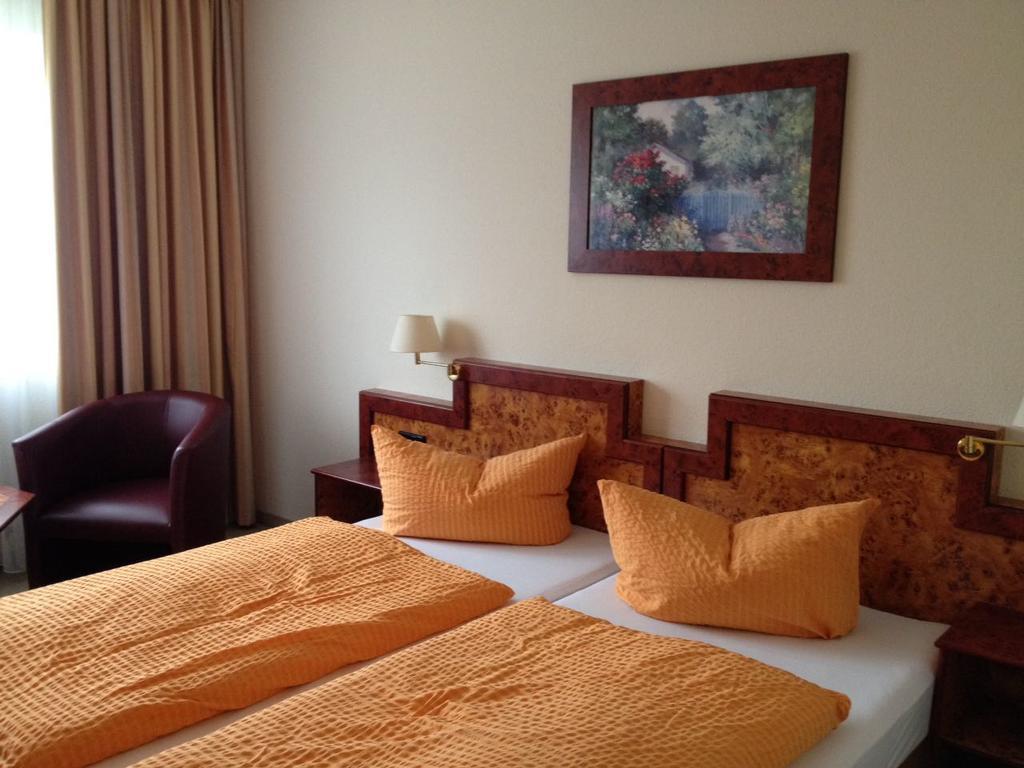 Landhotel Trampe Luaran gambar
