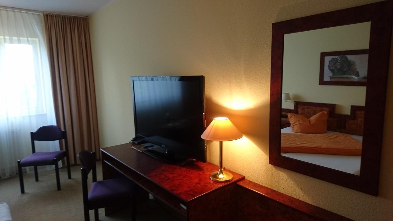 Landhotel Trampe Luaran gambar